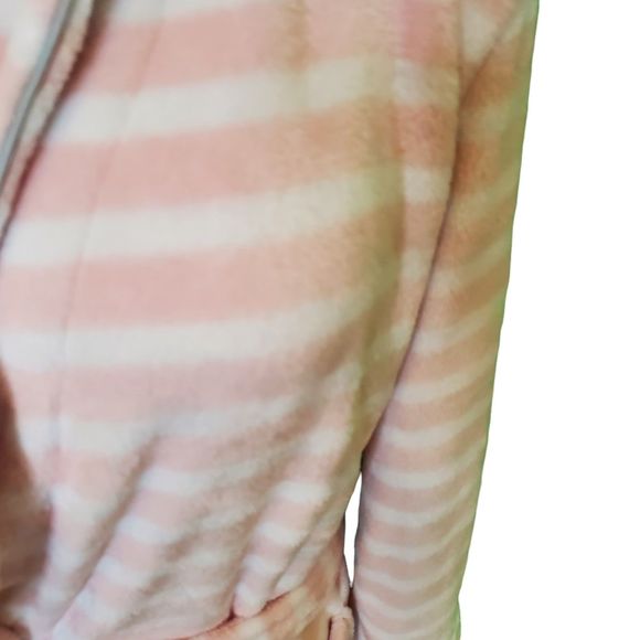 Rae Dunn Women's Striped Fleece Embroidered Graphic "LOVE" Robe Pink sz S - Picture 6 of 10